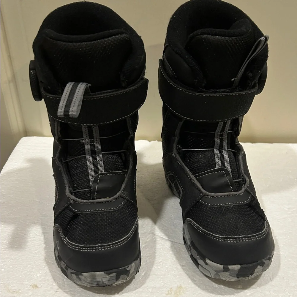 Ride Norris Boa Snowboard snow Boots camouflage outsole kids Size 11 black/grey